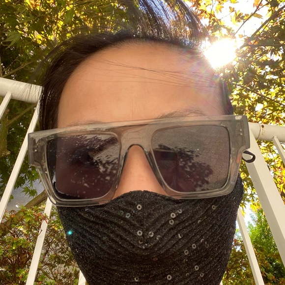 🕶 Vintage Sunglasses / Sunnies 😎 ☀️ - Picture 2 of 7